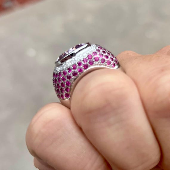 Spectacular kunzite statement ring with diamonds … - image 6