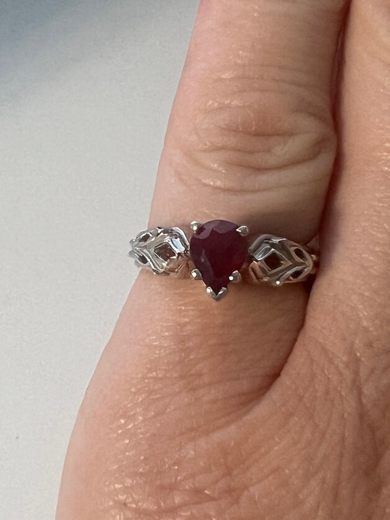 Pear shaped red ruby ring in 14k white gold. Size… - image 4