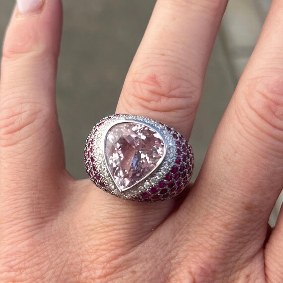 Spectacular kunzite statement ring with diamonds … - image 8