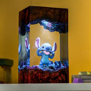 Uroczy samochód.toon Lampka nocna Niebieski K.oala Żywica Lampa Carto.on Anioł Para Prezenty Lampa Prezenty Urodzinowe Anioł Cart.oon Prezenty Bożonarodzeniowe Dla Dzieci
