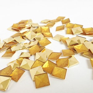 100 Uds. Pernos cuadrados y planos de pirámide de Metal, tachuelas de hierro sobre fijación en caliente, cuentas para ropa, zapatos, arte y adornos para manualidades, accesorio