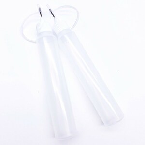 2 x 30ml Plastic Empty Squeezable Liquid Precision Tip Glue Applicator Bottle for Reuse Crafts & Art Accessory DIY