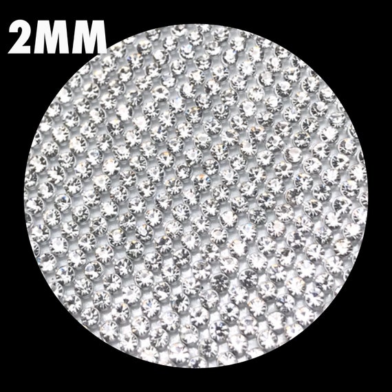 Diamanti Trasparenti Colorati Isolati Su Sfondo Bianco | Foto Premium - Foto 5