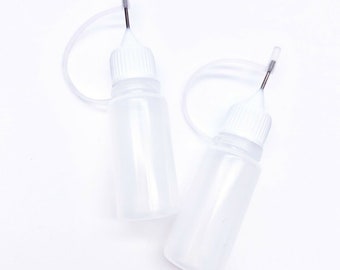 2 x 10ml Plastic Empty Squeezable Liquid Precision Tip Glue Applicator Bottle for Reuse Crafts & Art Accessory DIY