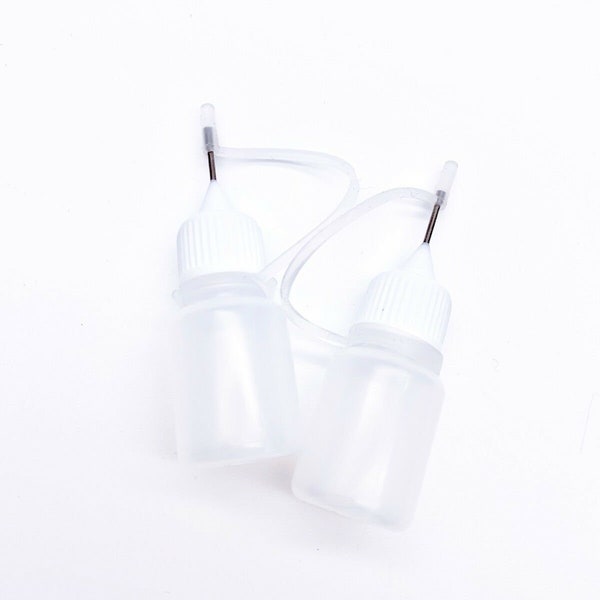 2 x 5ml Plastic Empty Squeezable Liquid Precision Tip Glue Applicator Bottle for Reuse Crafts & Art Accessory DIY