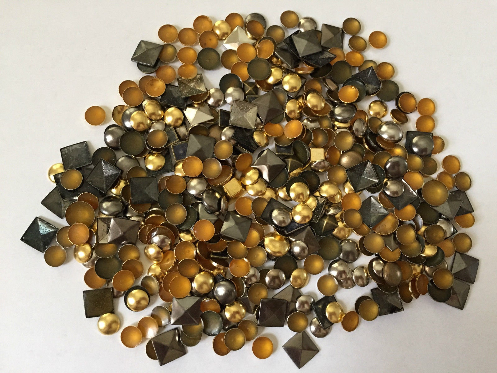 50 Pz X Hot Fix Ferro Su Rivetti A Stella Prisma Borchie Superiori - Foto 9