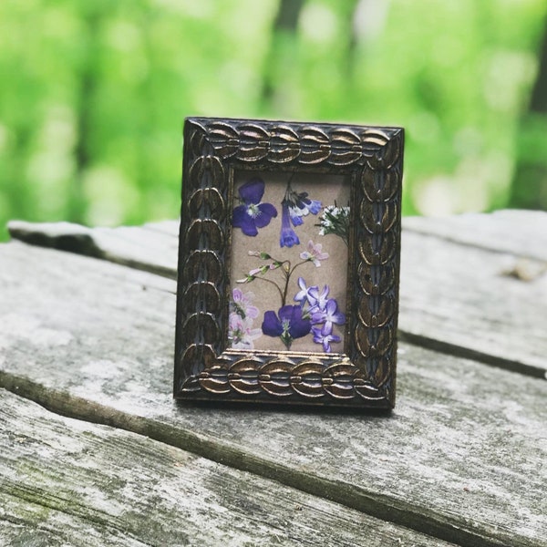 Pressed Flowers Picture Frame