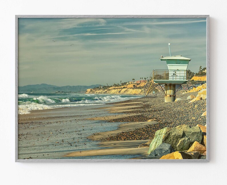 torrey-pines-beach-lifeguard-tower-2-printable-art-etsy