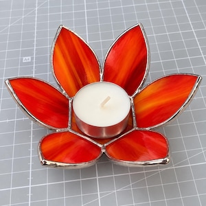 Lotusblumen-Teelichthalter - Buntglasmuster (Digitaler PDF- und JPG-Download)