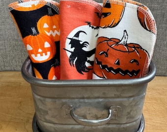 Halloween Cloth Napkins – 12 Pack, 6"x7" (Pattern Both Sides)