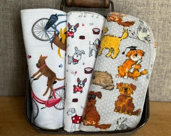 Flanell-Servietten mit Hundemotiven: Wiederverwendbar, 18 x 18 cm, 12er-Pack