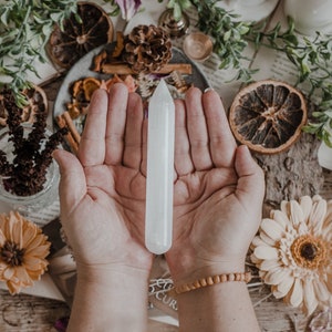Selenite Crystal Wands, Smooth Polished Clearing Selenite Sticks, Crystal Natural Stone, Polished Selenite Mineral