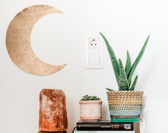 Wall hanging metal moon