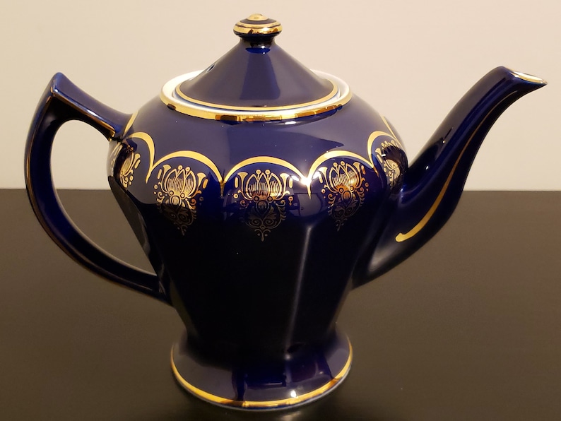 Vintage HALL Superior Quality Teapot Cobalt Blue with Gold Trim /& Filigree 6 Cup #0223