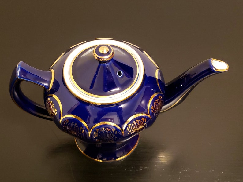 Vintage HALL Superior Quality Teapot Cobalt Blue with Gold Trim /& Filigree 6 Cup #0223