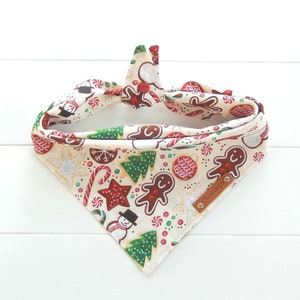 Christmas Cookie Dog Bandana: Tie & Snap Xmas Bandana, Gingerbread and Candy Cane