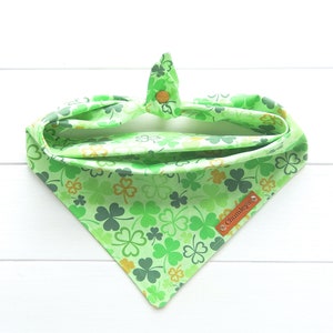 St Patricks Day Dog Bandana Green Dog Bandana Shamrock Dog Bandana St Pattys Day Dog Bandana Tie & Snap Bandana Green and Gold