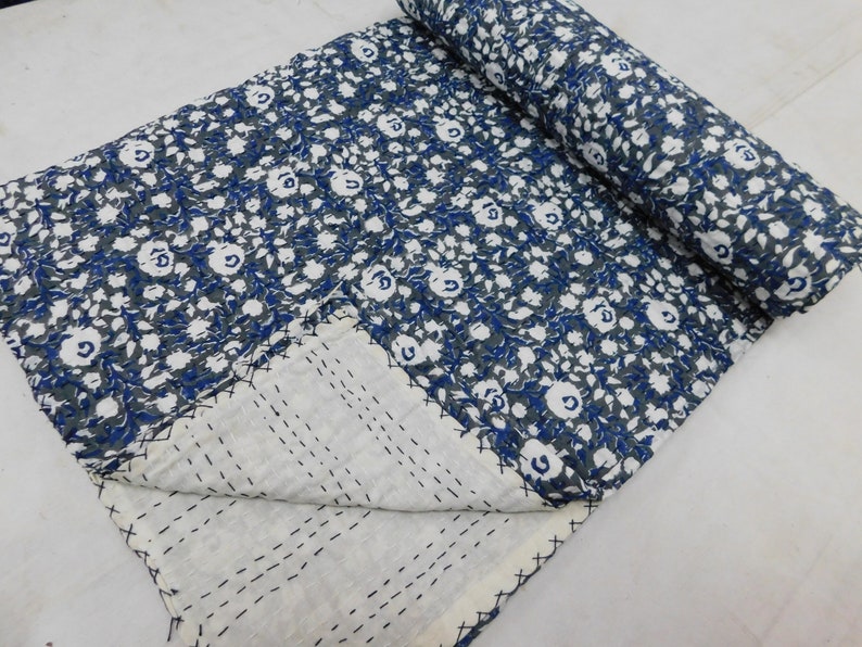 Hand Block Print Queen Size Kantha Quilt reversible Sari Throw Blanket Floral Print Queen Size Ralli Gudri Bed Spread Bedding Sheet