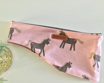Kinderhoofdband wit lente jersey of fleece paarden roze maat selecteerbaar