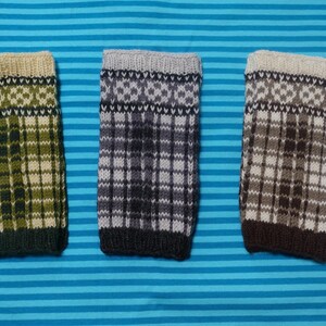 Cuffs wrist warmers 'colorful check' hand-knitted one size hand warmers arm warmers hand warmers gift stranded plant-dyed