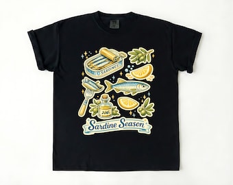 Camiseta de sardinas Temporada de sardinas Camiseta gráfica de collage caprichoso para amantes de la comida