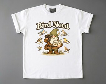 Camiseta divertida de gnomo para amantes de las aves, regalo perfecto para aficionados a la observación de aves.