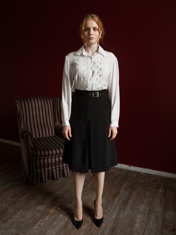 Vintage White Embroidered Poet Sleeve Blouse, Peas