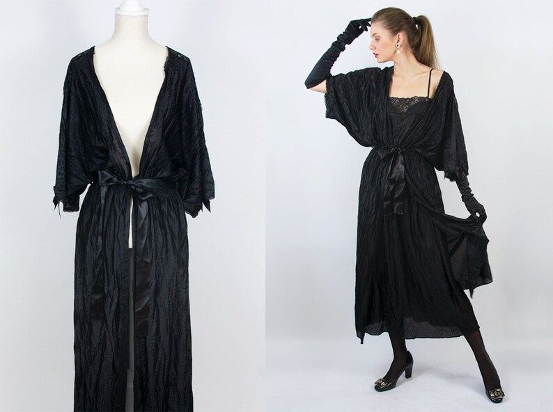 black night robe
