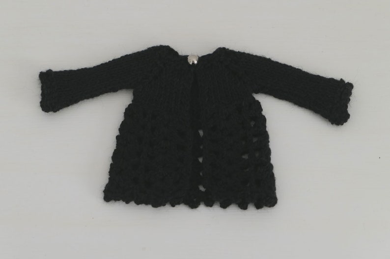 BLYTHE CARDIGAN, Blythe top, blythe clothes. blythe outfit, blythe sweater image 5