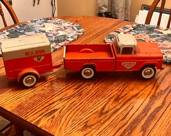 Vintage Nylint Ford U-Haul LKW mit Anhänger 1960s Pressstahl Sammlerstück