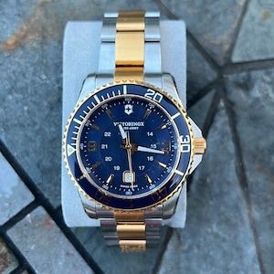 VICTORINOX Maverick Blue Dial Two-tone Men&#39;s Watch