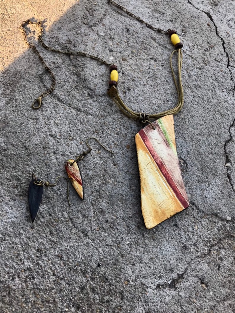 Boho Pendant Necklace and Earrings Set Handpainted Abstract Necklace For Women Polymer Clay Hippie Necklace With Boho Colorful Earrings