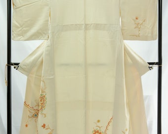 Unused Modern and deformed Japanese design / A046 / Japanese Vintage KIMONO
