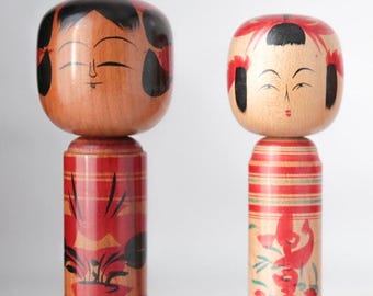 Pair of vintage kokeshi dolls in very good condition/K006