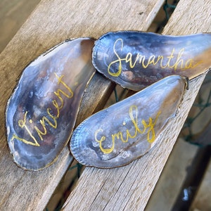 Personalized Mussel Shell Place Cards, Mussel Shell Escort Cards, Wedding Shower Favors, Wedding Place Cards