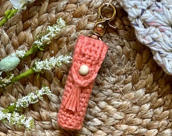 Crochet lip balm cozy, lip balm holder, boho crochet lip balm accessory, clip on lip balm holder, craft fair crochet pattern