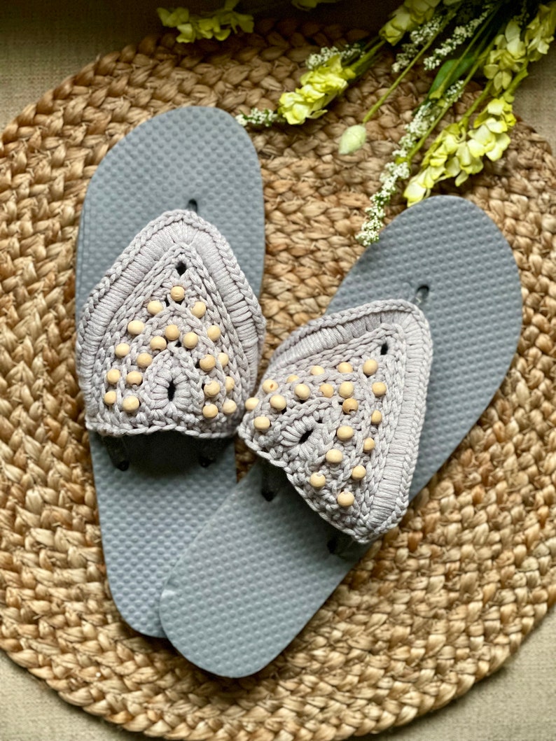 Sadie Sandals, PDF pattern only, NOT a finished product, crochet shoes, sandals, beaded sandals, crochet flip flops image 2