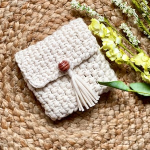 Macrochet Mini Wallet, PDF pattern only, NOT a finished product, crochet wallet, crochet card holder pattern image 1