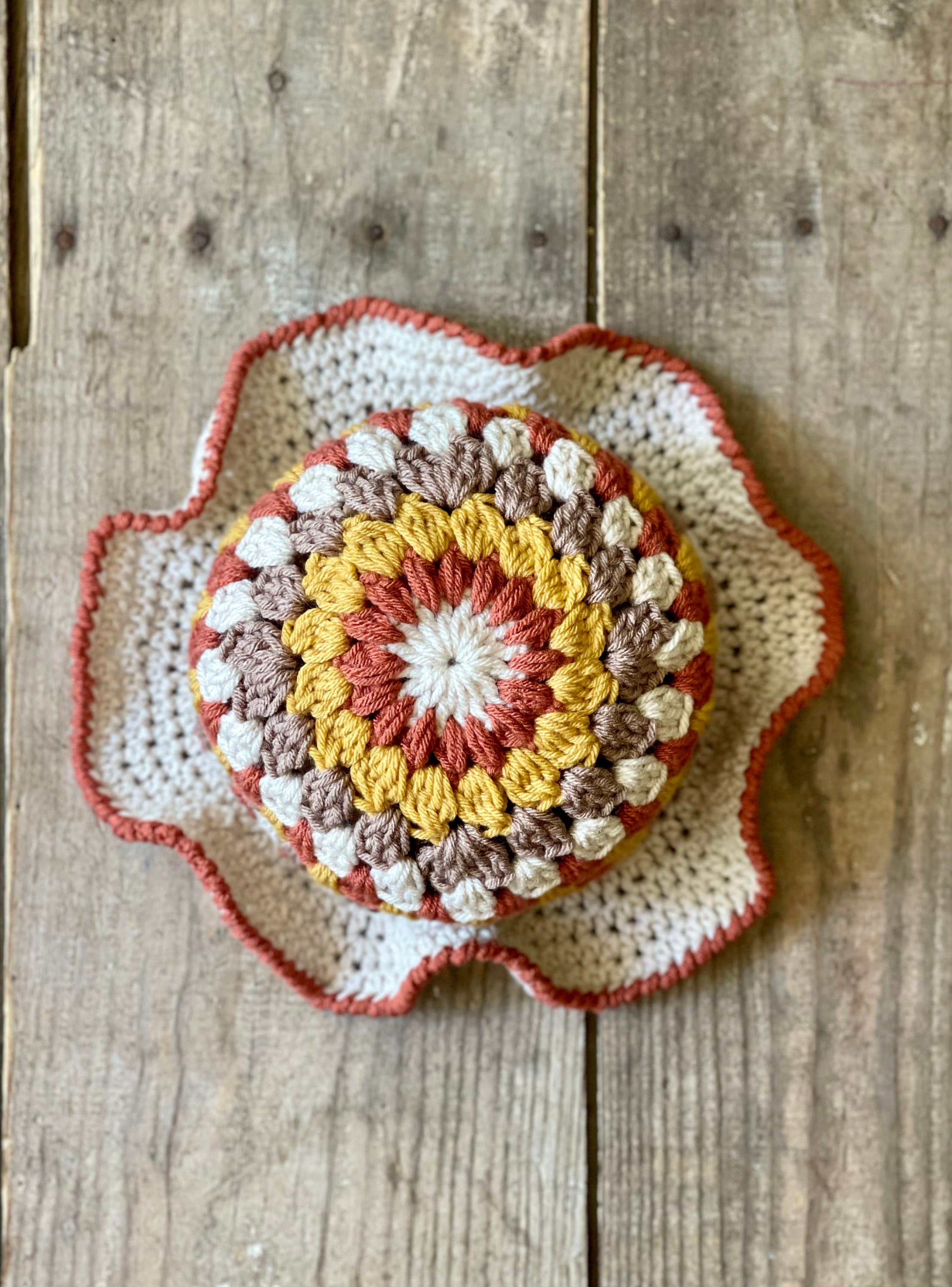 38 Sunburst Crochet Patterns for Blankets, Bags, Tops, and Home Decor 19 Sunburst Bucket Hat