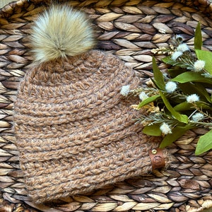 Fast and Easy Crochet Beanie, Chunky Winter Toque, Speedy Beanie, **PDF pattern only, NOT a finished product**