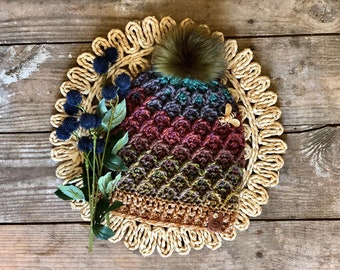 Queen Bee-nie Worsted Version ***PDF Pattern only, not a finished product***crochet pattern, crochet hat, toque,