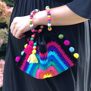 Fiesta Bangle Bag, **PDF pattern only, NOT a finished product!**, crochet purse, wristlet, easy crochet pattern