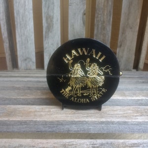 Vintage Hawaiian Coasters Plastic Hawaii &quot;The Aloha State&quot; Souvenir Coasters Set of 6 Coasters with Display Case Made in Hong Kong