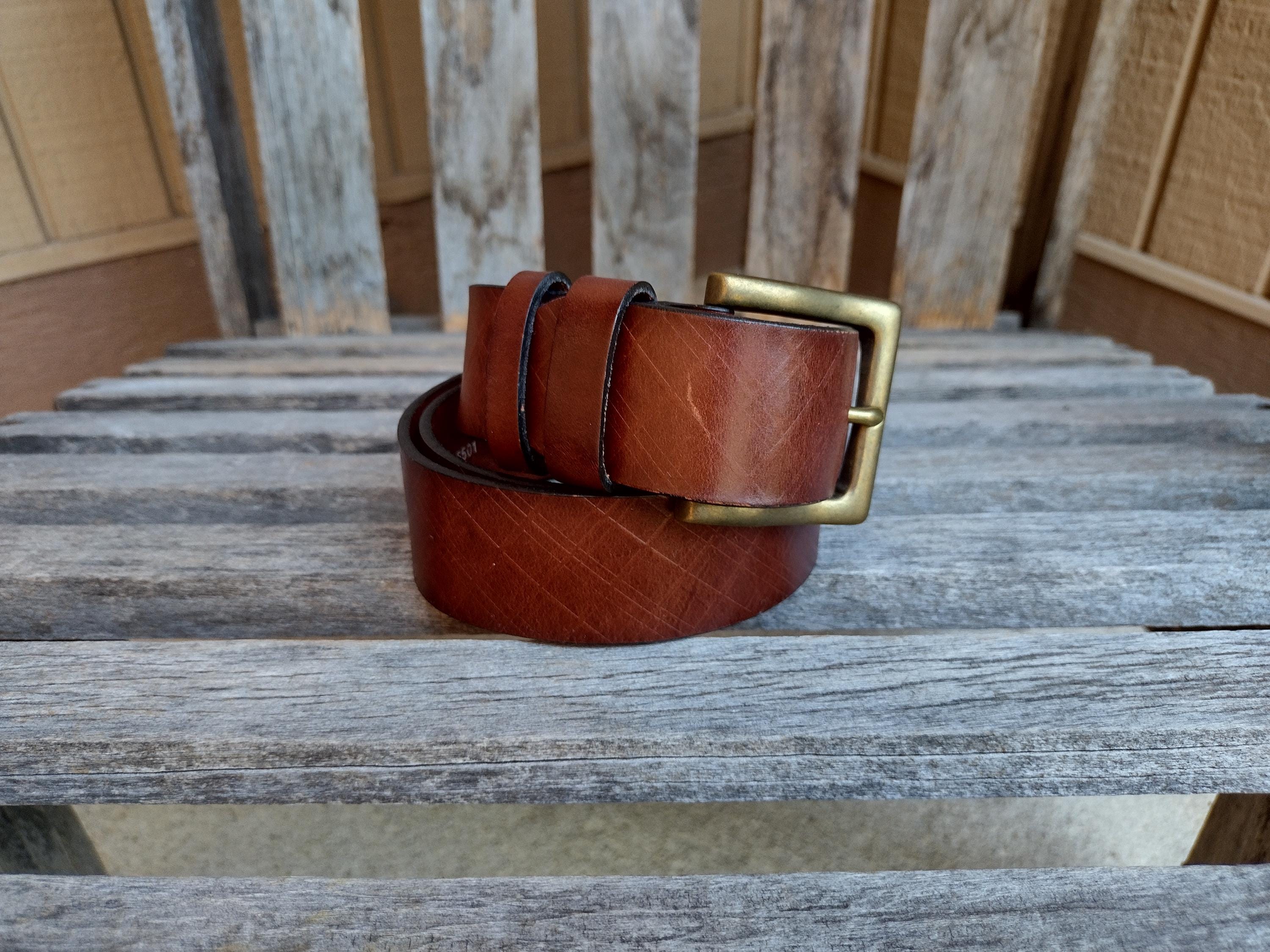 Fossil Brown Leather Belt With Brushed Gold Buckle Retro  display picture 3