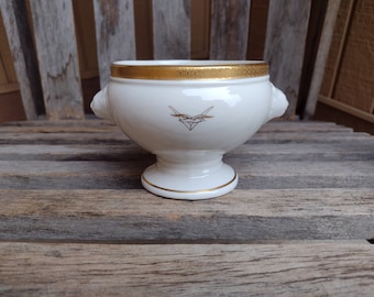 Mayer China White Ceramic Pedestal Bowl avec Lions et Gold Trim Bol rétro vintage Made in Beaver Falls PA USA