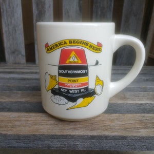 Vintage Key West Mug Southernmost Point Continental USA &quot;L&#39;America inizia qui&quot; Key West Florida Ceramic Cup