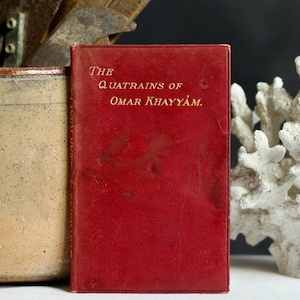 Antique ‘The Quatrains of Omar Khayyam’. 1917. Leather-bound. Victorian. Pocket-sized. Poems. Poetry collection. Rubaiyat. Dark academia.