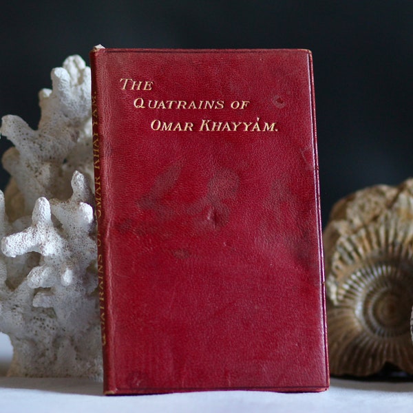 Antique ‘The Quatrains of Omar Khayyam’. 1917. Leather-bound. Victorian. Pocket-sized. Poems. Poetry collection. Rubaiyat. Dark academia.