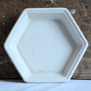 Vintage geometric planter dish. White. Stoneware. Ceramic. Pottery. Plant plate. Cactus dish. Neutral decor. Circa late 20th century