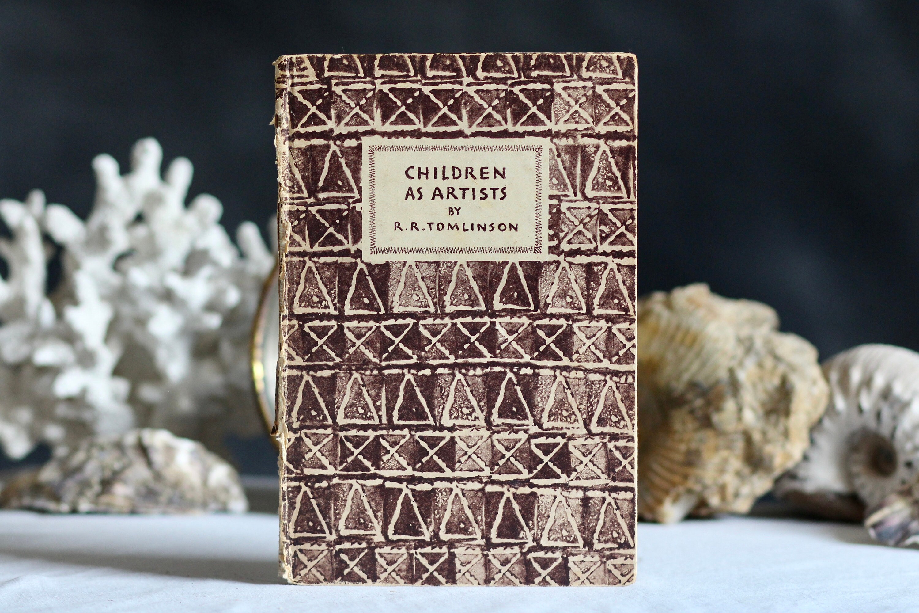 Vintage ‘Children as Artists’ by R R Tomlinson. 1944. King Penguin book. Hardback. Rare. Early art psychotherapy. WW2 interest.